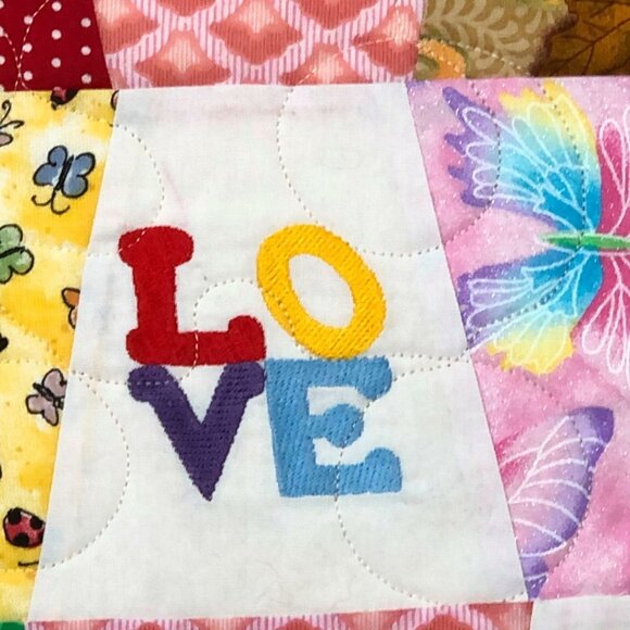 Quilt Wallhanging Embroidery Disney Characters Colorful Ruffles 4"x2.5" - Picture 7 of 11